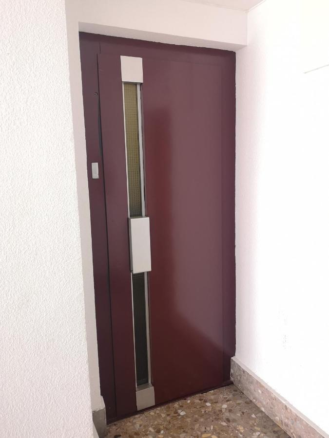 Lc Jacetania Pirineos Lägenhet Jaca Exteriör bild